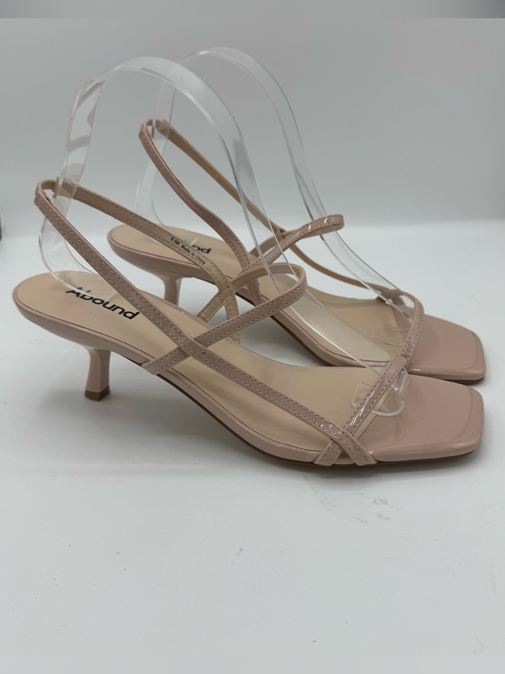Abound Mandy Serenity Slingback Strappy Sandals Size 8.5 cream beige neutral